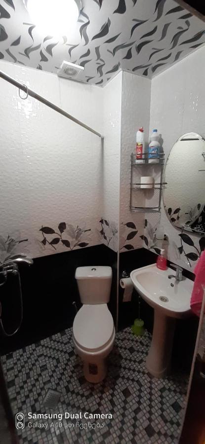 Parkside Apartament Appartamento Batumi Esterno foto